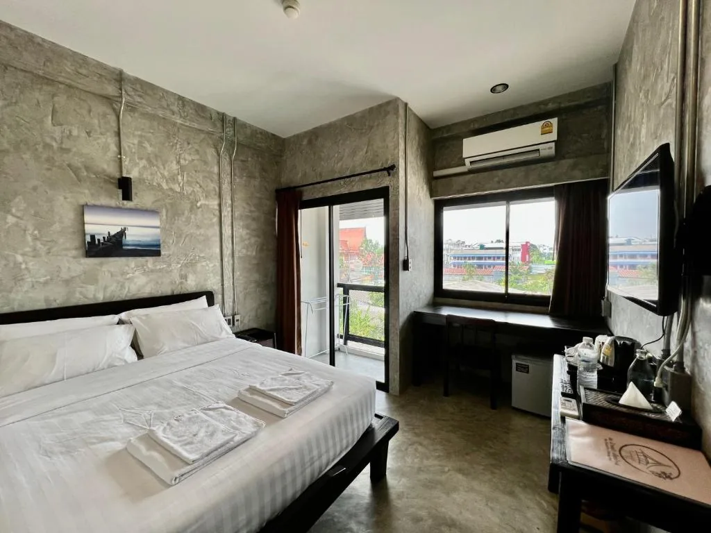 Standard Double Room — Na BaanYa Chiang Mai